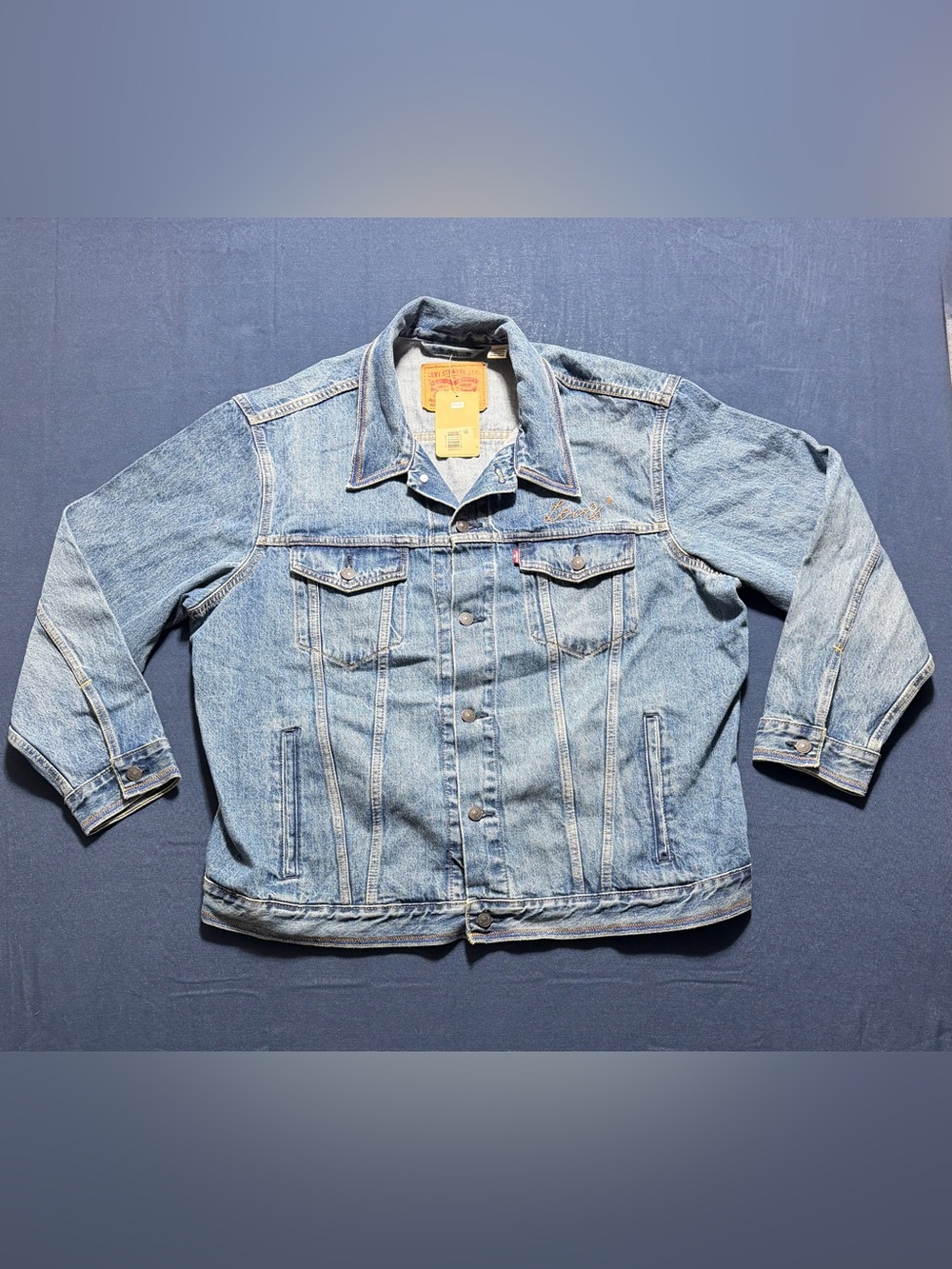 Levi's 100% Cotton Size XL NWT Relaxed Trucker Jacket